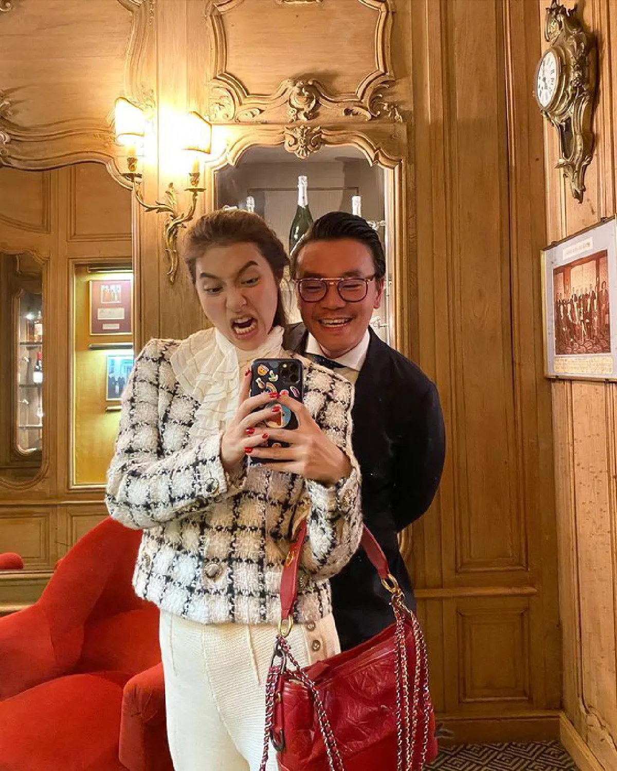 หวานฉ่ำ! มิว นิษฐา ลงภาพคู่บอกรัก ไฮโซเซนต์ ครบรอบแต่งงาน 1 ปี