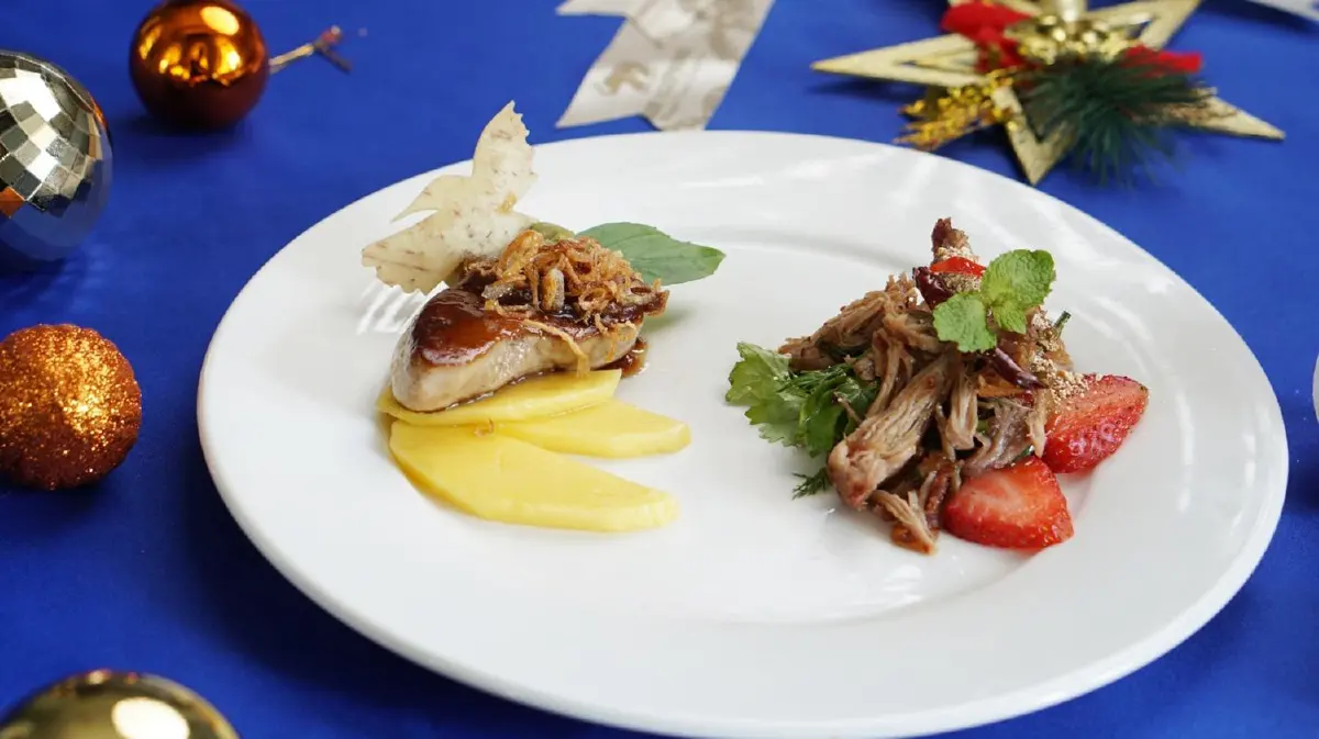 ฉลองคริสมาสต์ด้วยเมนูพิเศษที่ 'บลู เอเลเฟ่นท์'