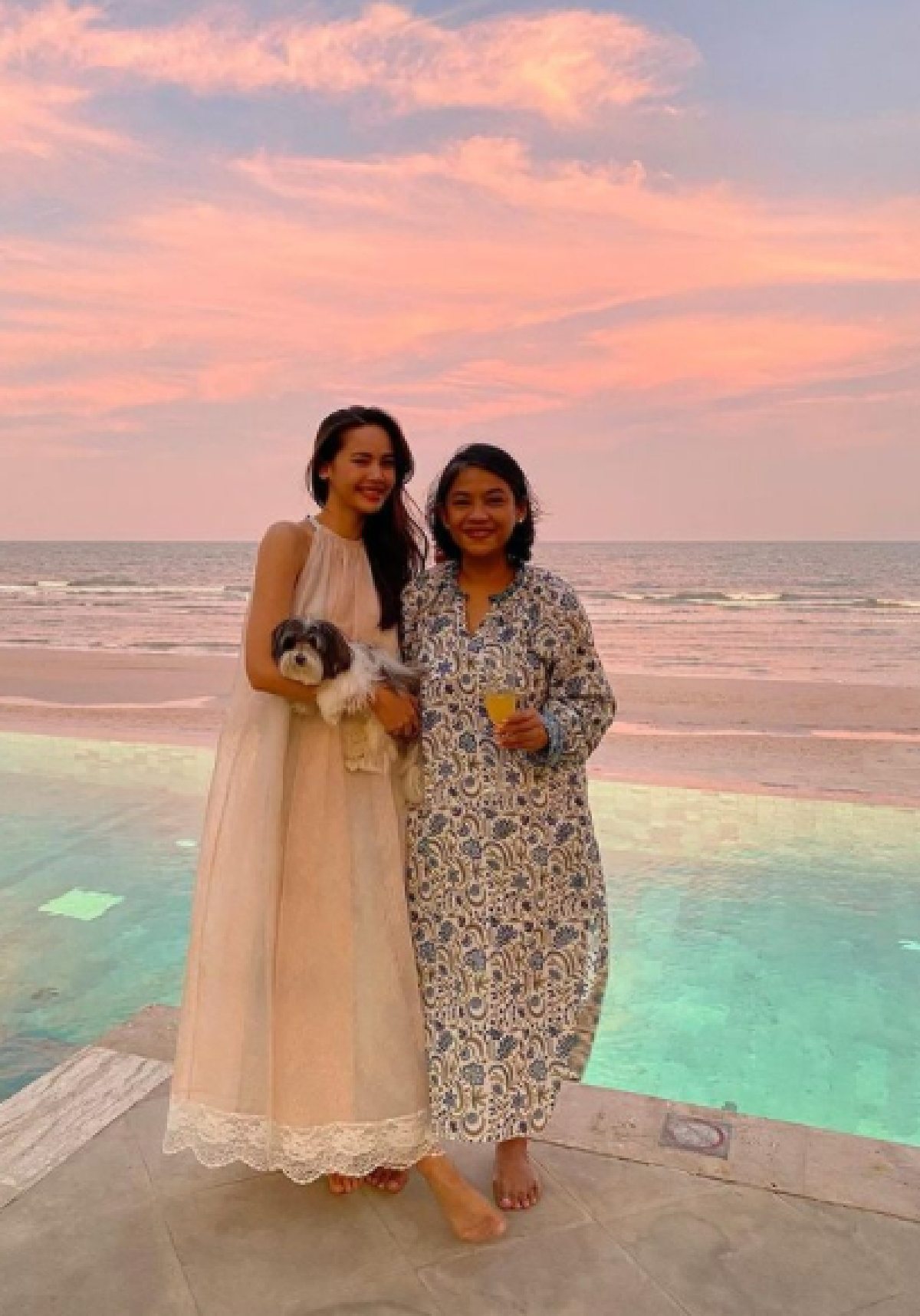 ญาญ่า อุรัสยา ในชุดเดรสสีเขียวเซ็กซี่ปนน่ารัก ทำเอาหนุ่มๆใจละลาย