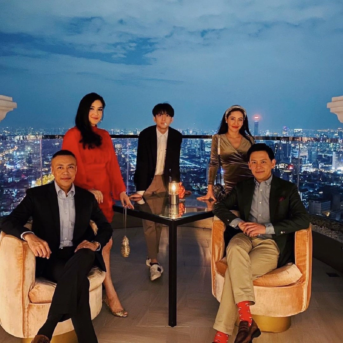 "โบ-ฟลุค" จอย 2 ครอบครัวพร้อมหน้า ฉลองวันแห่งความสุดอย่างอบอุ่นหัวใจ