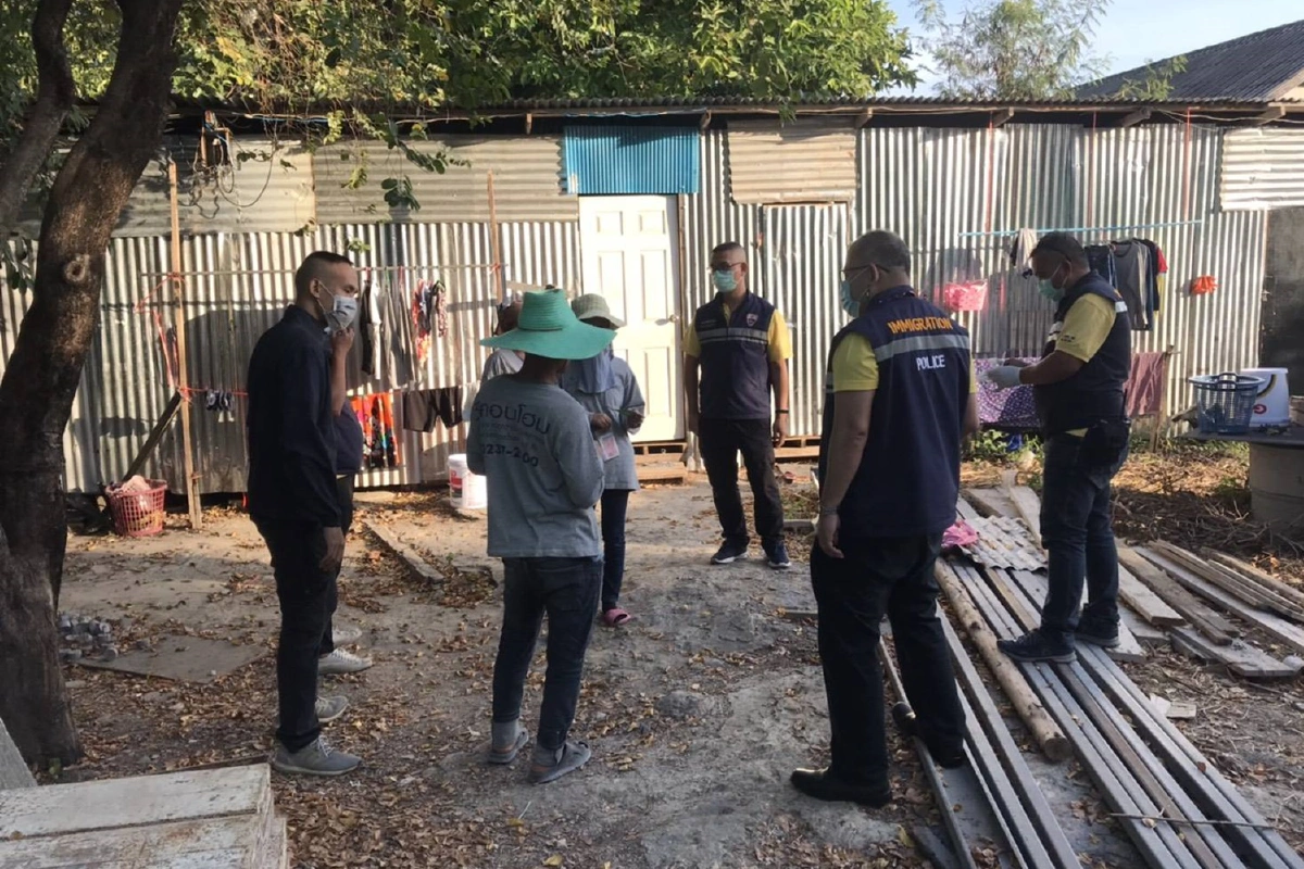 ตม.1จับแรงงานต่างด้าวเถื่อนพื้นที่กทม.สกัดโควิด-19ระบาดรอบใหม่