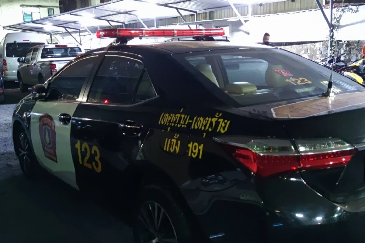 ตำรวจสอบสวนกลางทลายบ่อนแจ้งวัฒนะจับ89นักพนันตรวจโควิดมีต่างด้าวร่วมวง