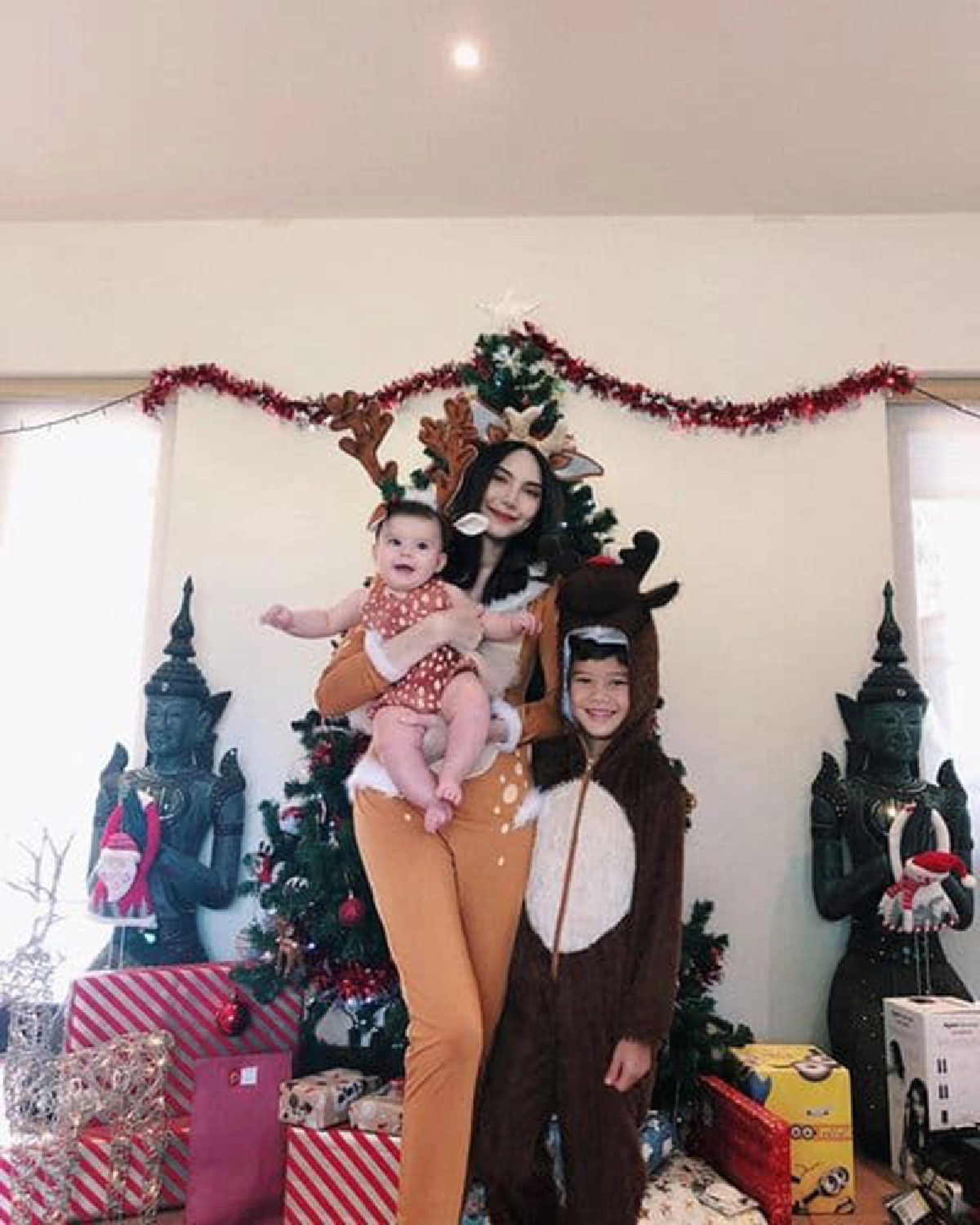 ซาร่า คาซิงกินี ฟาดกลับ! หลังถูกติงให้ น้องแม็กซ์เวลล์ กินนมจากเต้าตอน 6 ขวบ