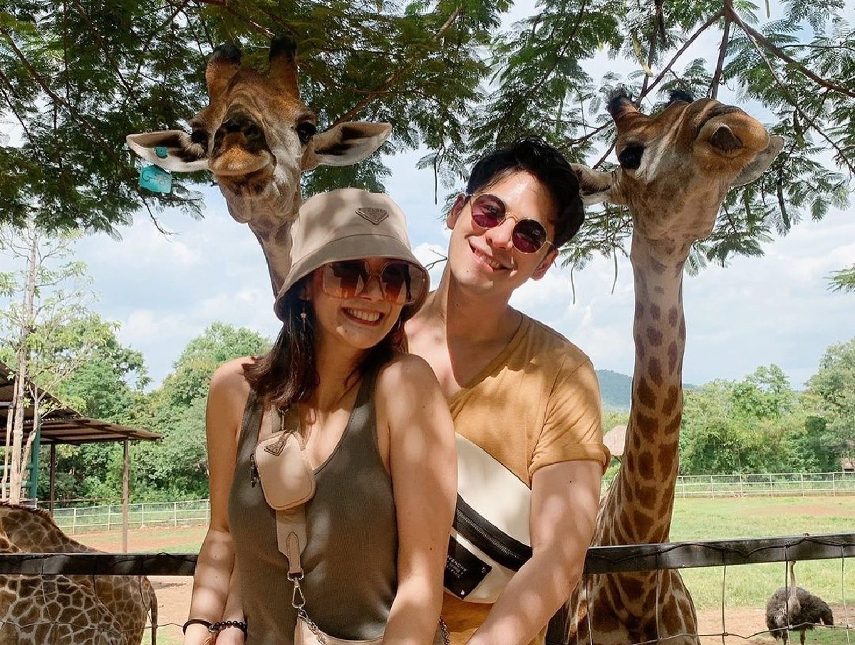 แซ่บสะใจสามี! เอมี่ กลิ่นประทุม แหวกอกเซ็กซี่ ทำเอา ซี ศิวัฒน์ ถึงกับเป็นลม 