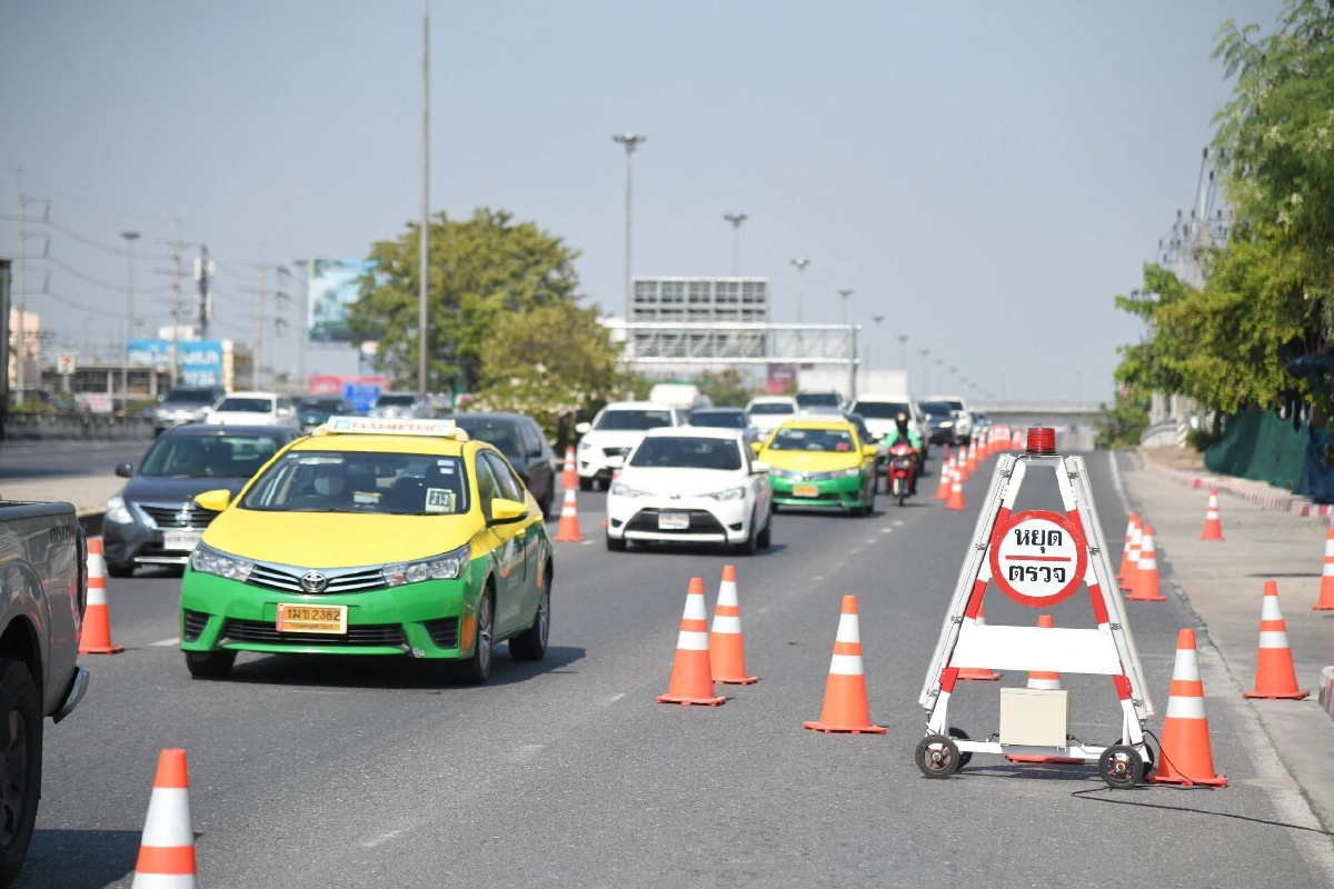 ปลัดกทม.ตรวจจุดสกัดคัดกรองโควิดเผยพบต่างด้าวเกือบ2พันคน