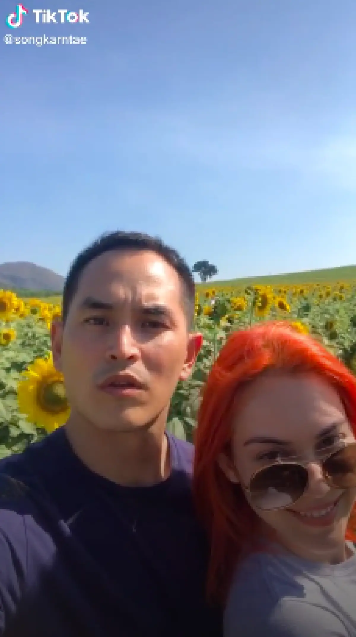  “สงกรานต์-แมท” พากันจัดทริปสวีตรับปีใหม่ เที่ยวทุ่งทานตะวันที่เขาใหญ่