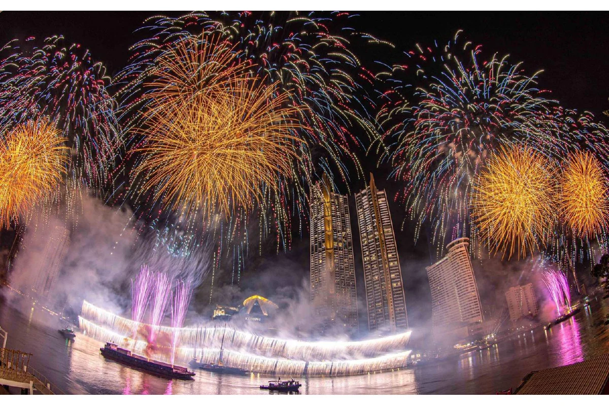 “Global Countdown Destination ที่ยิ่งใหญ่ของโลก ณ ไอคอนสยาม”