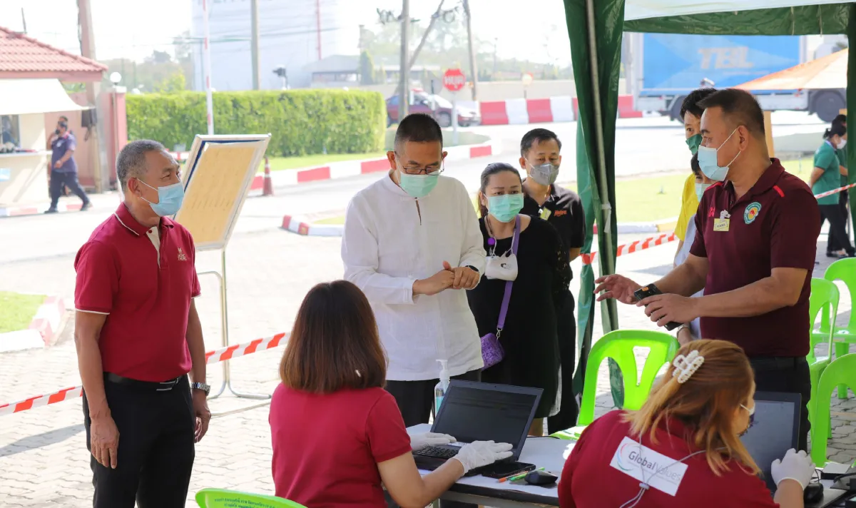 ตรวจเชิงรุกพนักงาน600คนโรงงานสุราบางยี่ขันหาเชื้อโควิด-19