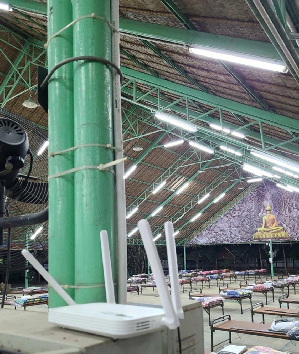 เอไอเอส 3 ภารกิจเร่งด่วนช่วยสู้โควิด