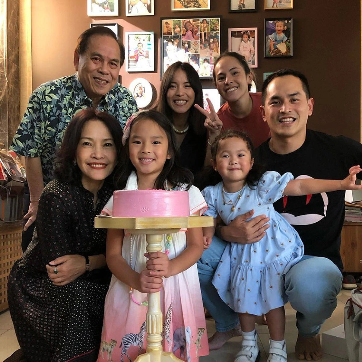 เลิกดราม่า! “ปู่ไพวงษ์” เผยภาพ “สงกรานต์” และครอบครัวร่วมฉลองวันเกิด “น้องปีใหม่” 