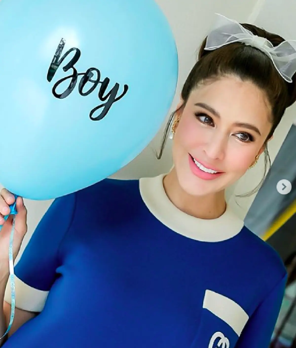 “ศรีริต้า-กรณ์” จัดปาร์ตี้เฉลยเพศลูกคนแรก ทายาทหมื่นล้าน! 