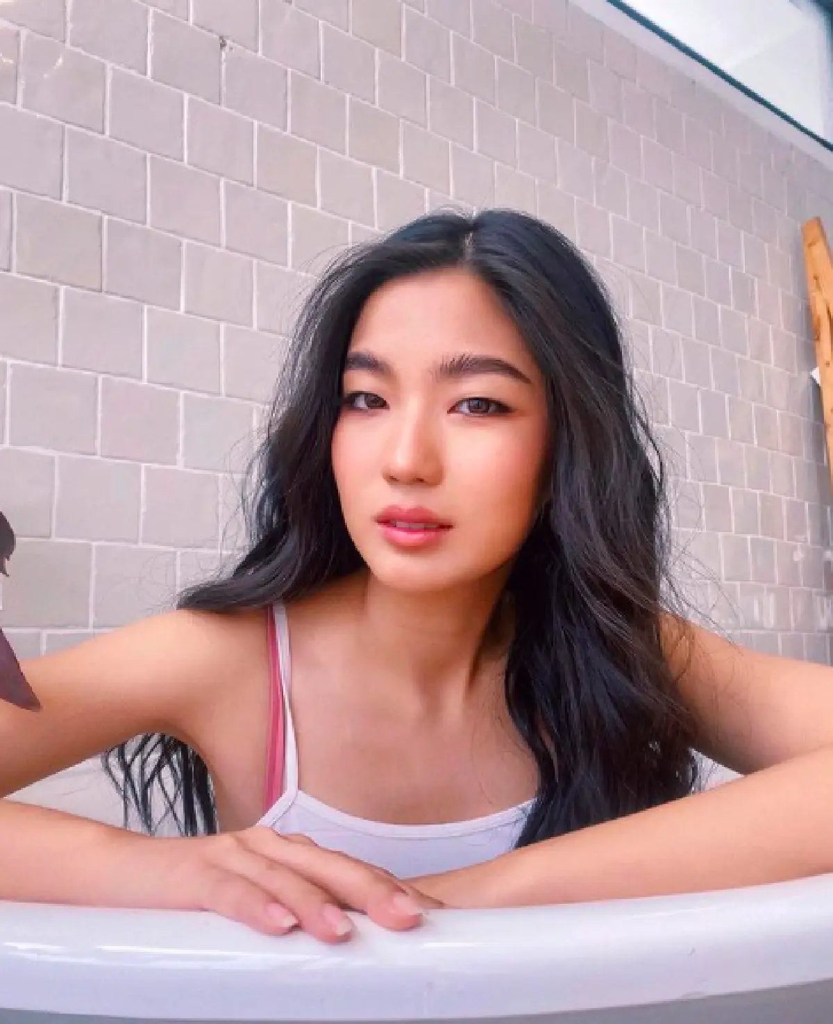 อย่าเอาแต่พูดแซะ! “แรมโบ้” อบรม “ก้อย อรัชพร” ขอให้เปิดใจดูการทำงานนายกฯ