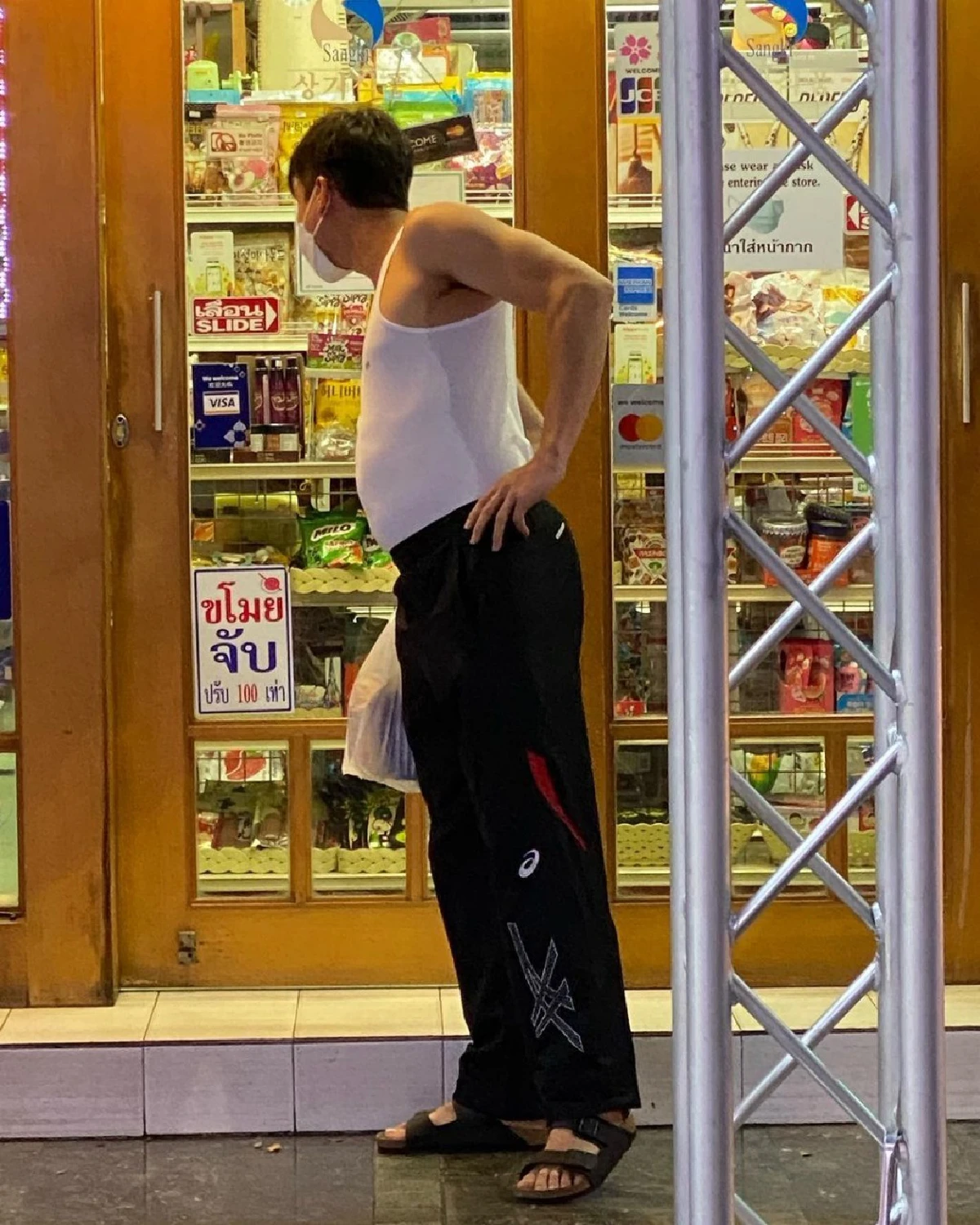 ณเดชน์ คูกิมิยะ เอาฮา..โพสต์แรกหลังปีใหม่ ถามหาใครว่าเราอ้วน