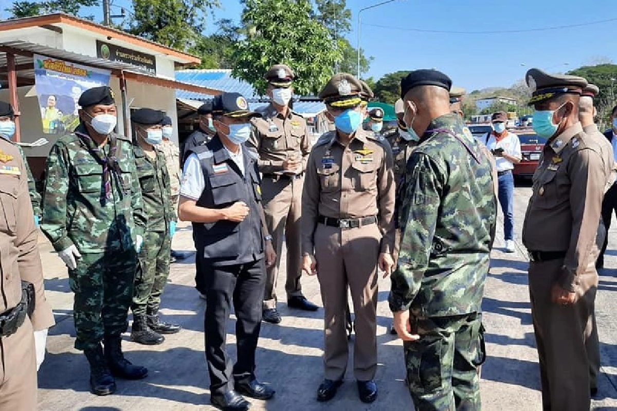 ผบ.ตร.ตรวจชายแดนแม่สอด ส่องบ่อนกาสิโนฝั่งเมียนมา ตั้งทีมสกัดแก๊งขนคนเข้าเมือง 