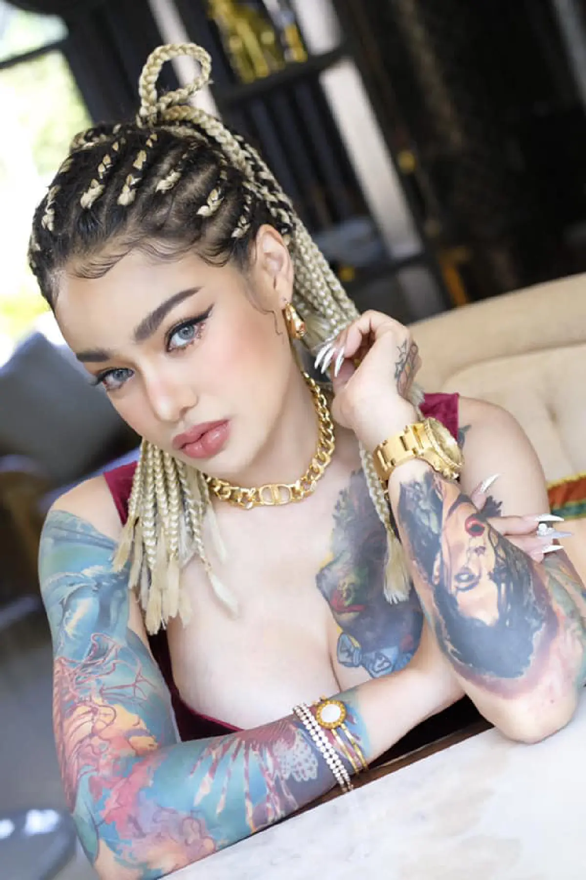 พิมรี่พาย ควักเงินครึ่งล้าน! ติดตั้งไฟฟ้าบนดอยเติมฝันให้น้องๆ ในวันเด็ก