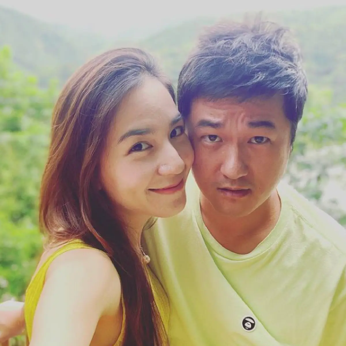 “พลอย ชิดจันทร์” และสามีจัดหนักแจกโบนัสพนง. รวมมูลค่ากว่า 3 ล้านบาท รถยนต์อีก 2 คัน