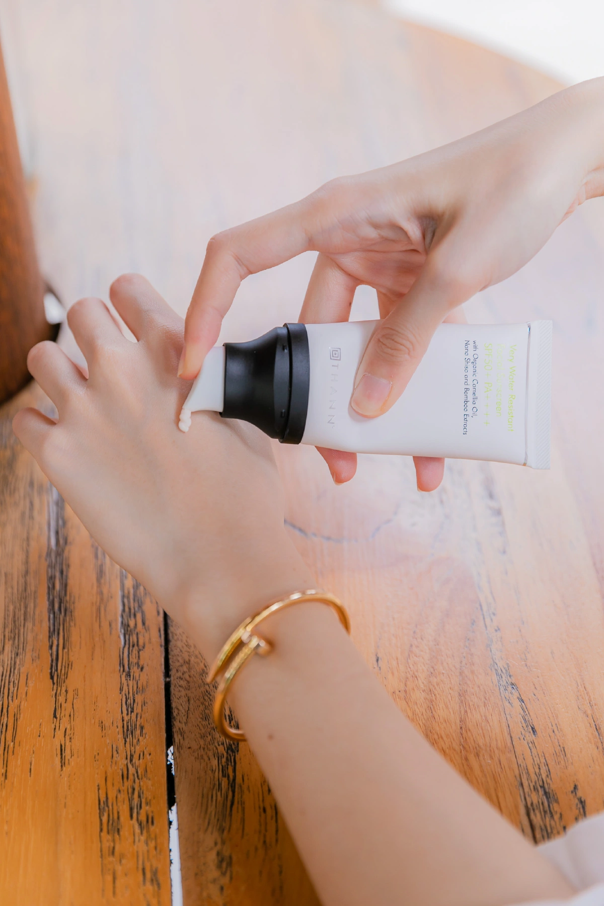 How to ดูแลผิวสวยไม่กลัวผิวเสีย พร้อมวิธีรับมือฝุ่น PM 2.5