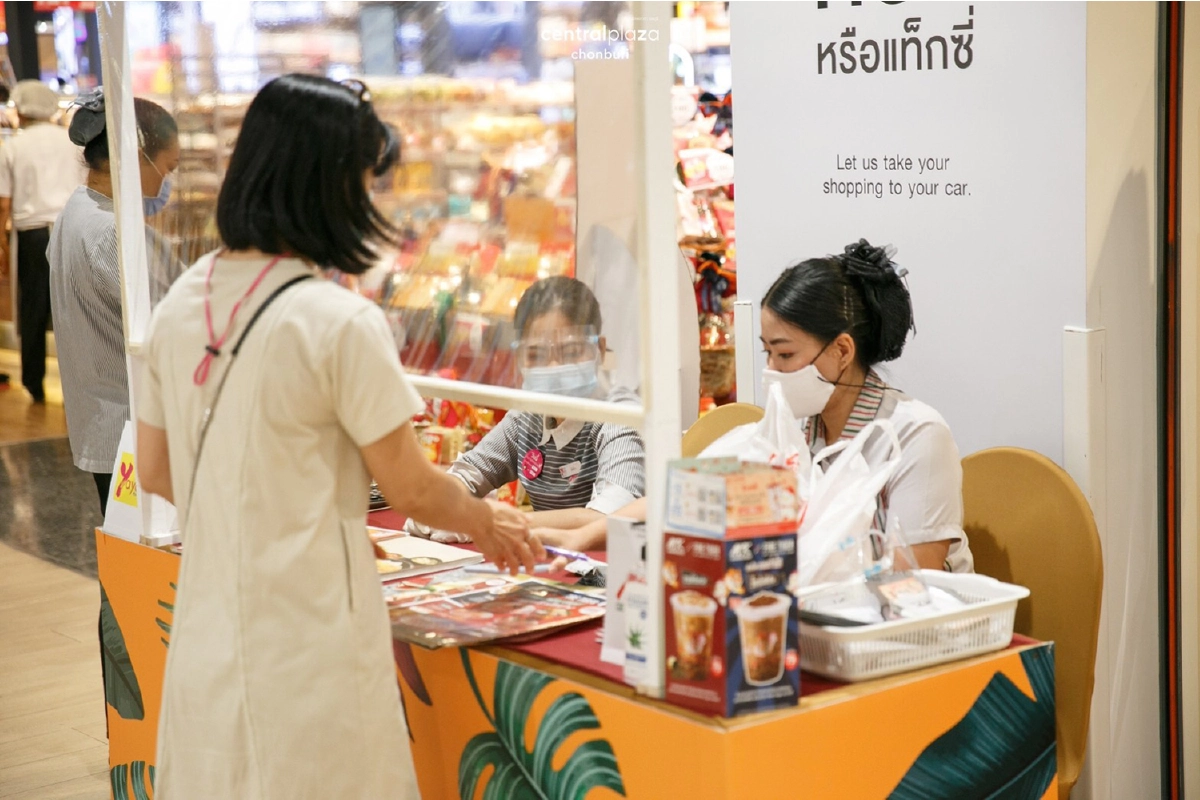 #สู้ไปด้วยกัน เซ็นทรัลพัฒนา รุกเร็ว เปิดบริการ Take Away เพิ่มทางเลือกให้ลูกค้าสั่งง่าย-สะดวก-อร่อย และเพิ่มช่องทางจำหน่ายฟรี