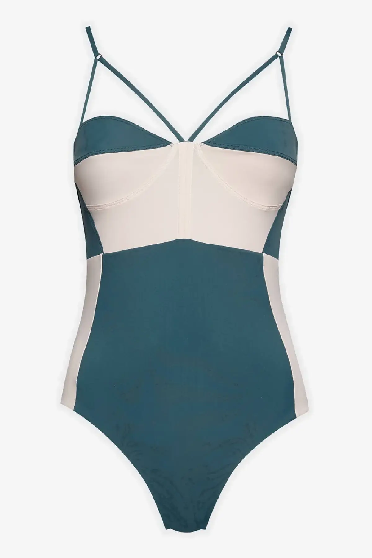 How to เลือกชุดว่ายน้ำให้เหมาะกับรูปร่าง