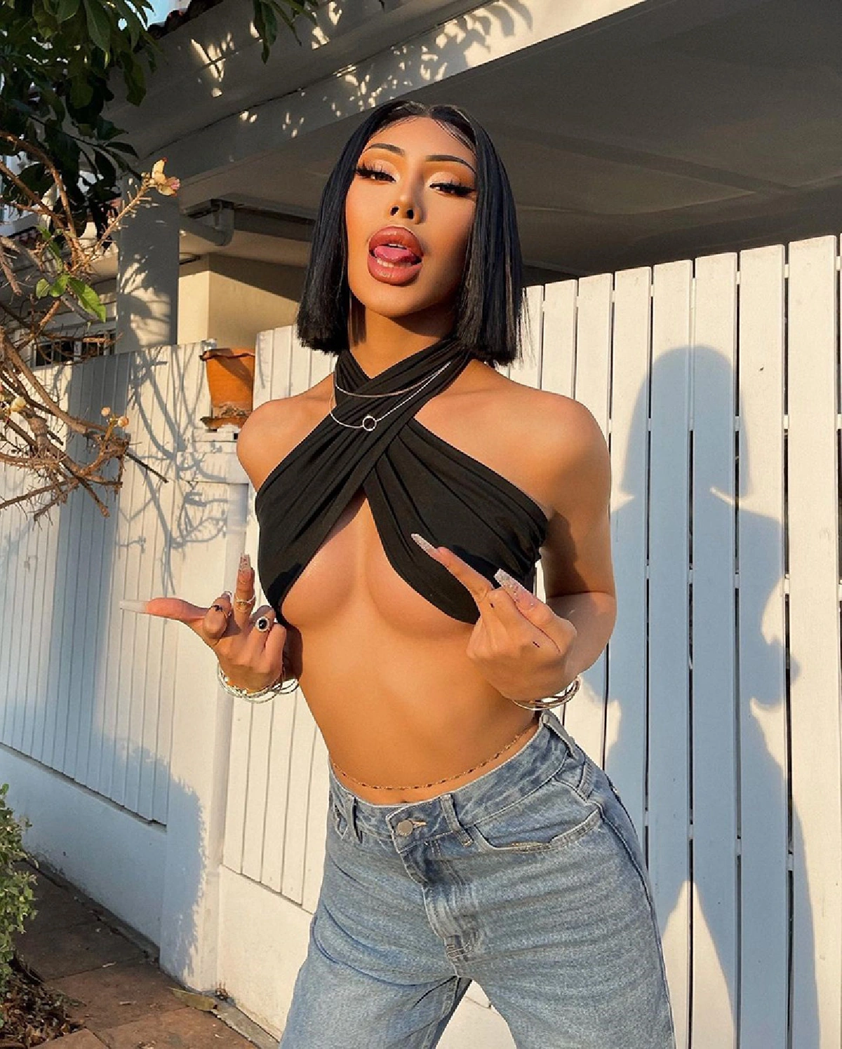 “ฟลุ๊ค กะล่อน” ผ่าตัดอัปไซซ์หน้าอกหน้าใจมาใหม่ ปังกว่าเดิมมากแม่!