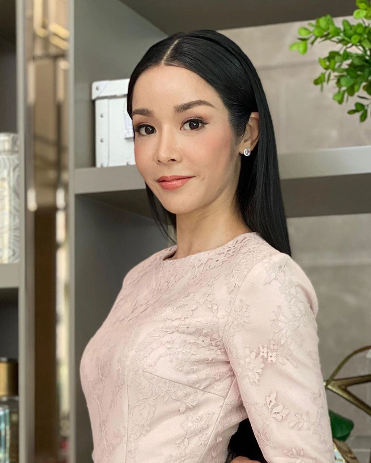 นุ๊ก สุทธิดา กุมขมับ..ปล่อยให้เช่าบ้าน 2 เดือน ถูกเปลี่ยนเป็นโรงงานเถื่อน 