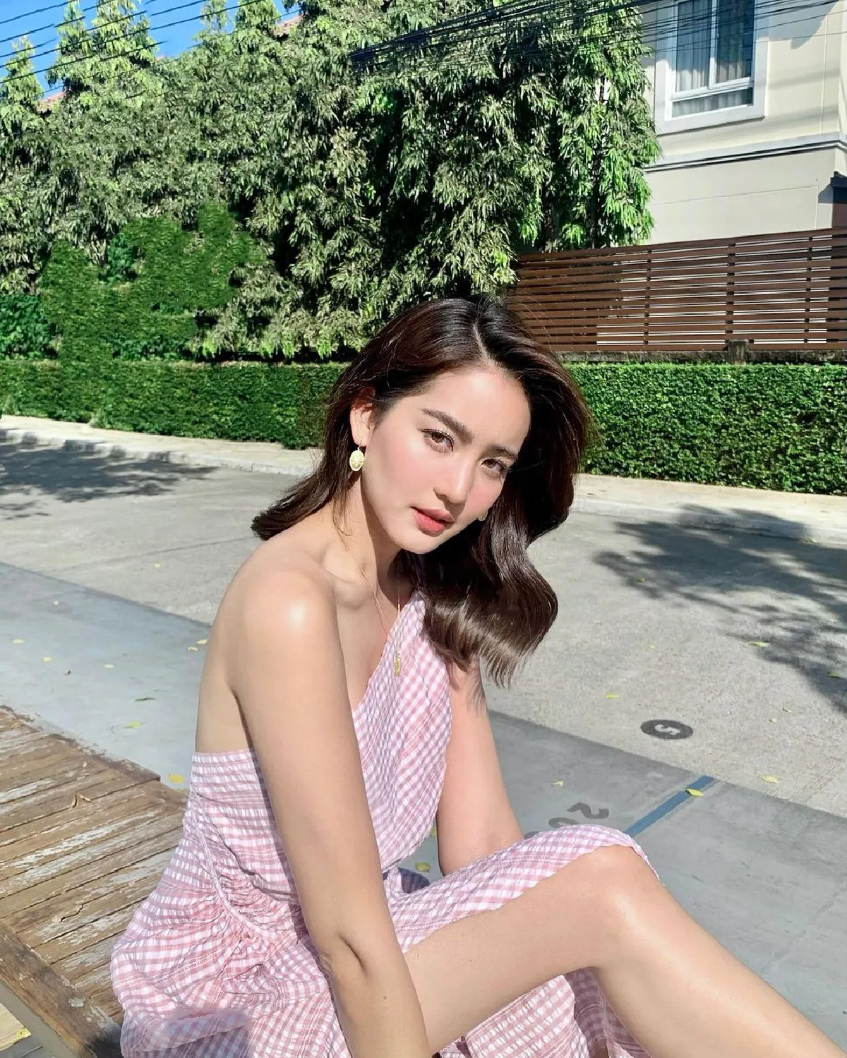 โบว์ เมลดา ซัดชาวเน็ตด่าแรงถึงพ่อ ลั่น..จะมากเกินไปแล้วนะ