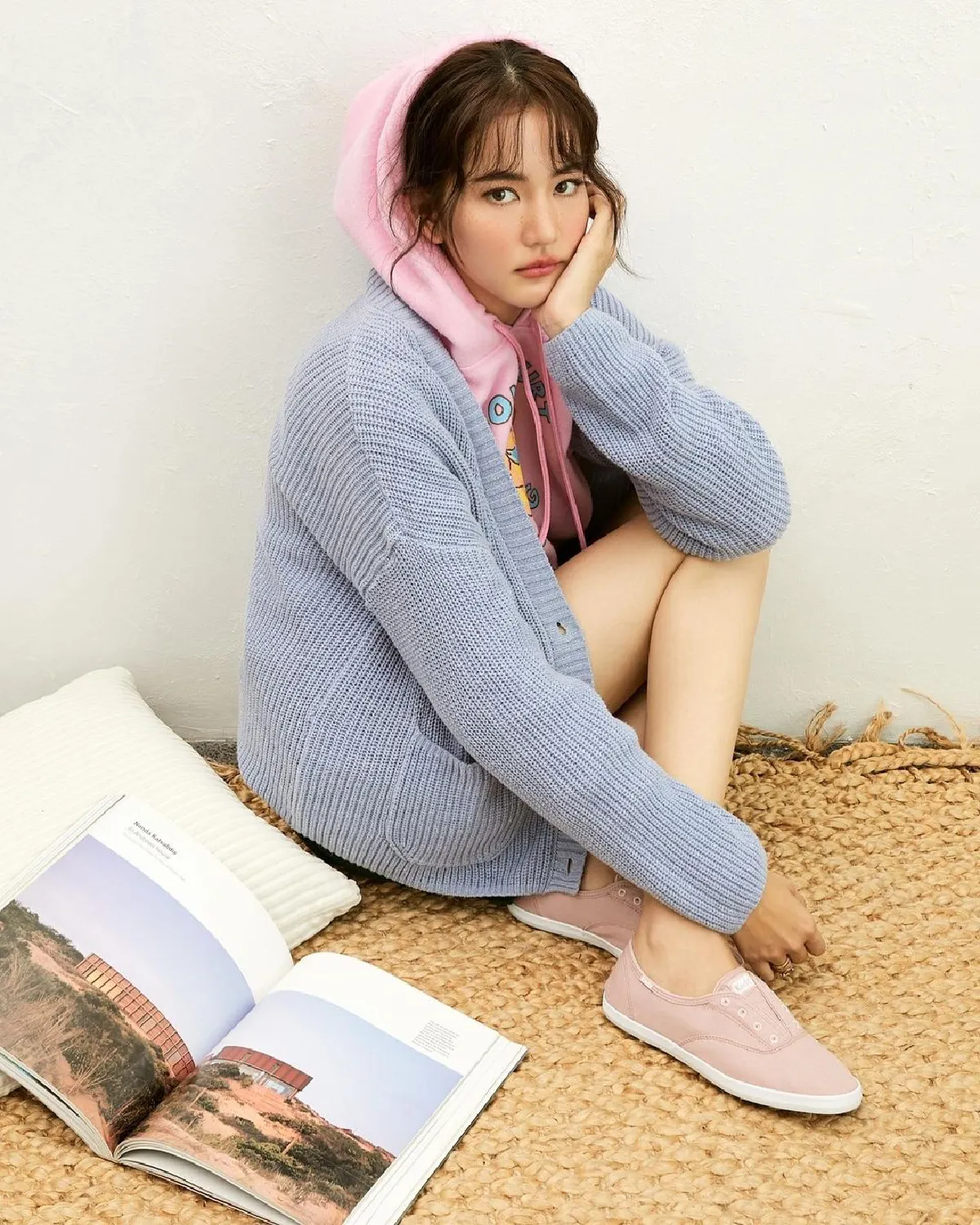 โบว์ เมลดา ซัดชาวเน็ตด่าแรงถึงพ่อ ลั่น..จะมากเกินไปแล้วนะ