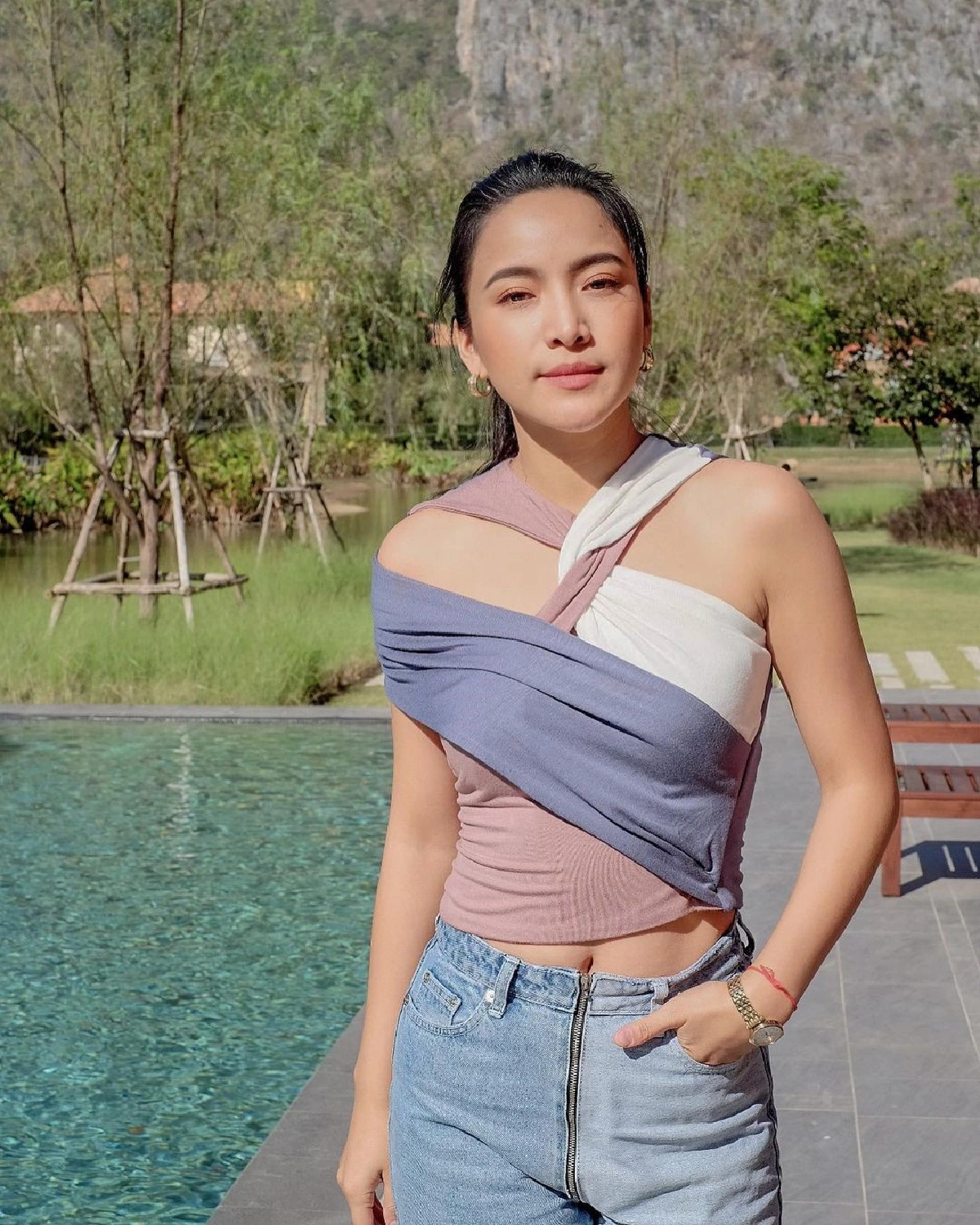 มะปราง วิรากานต์ ทำบุญปล่อยปลา แนบข้อมูลแน่น..ไม่หวั่นดราม่า