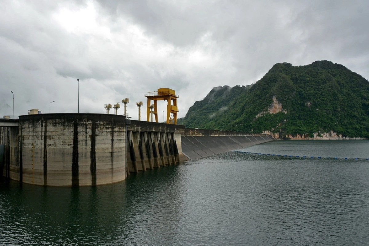 เขื่อนวชิราลงกรณแจงน้ำขุ่นมีกลิ่น เกิดตามปรากฎการณ์ธรรมชาติ