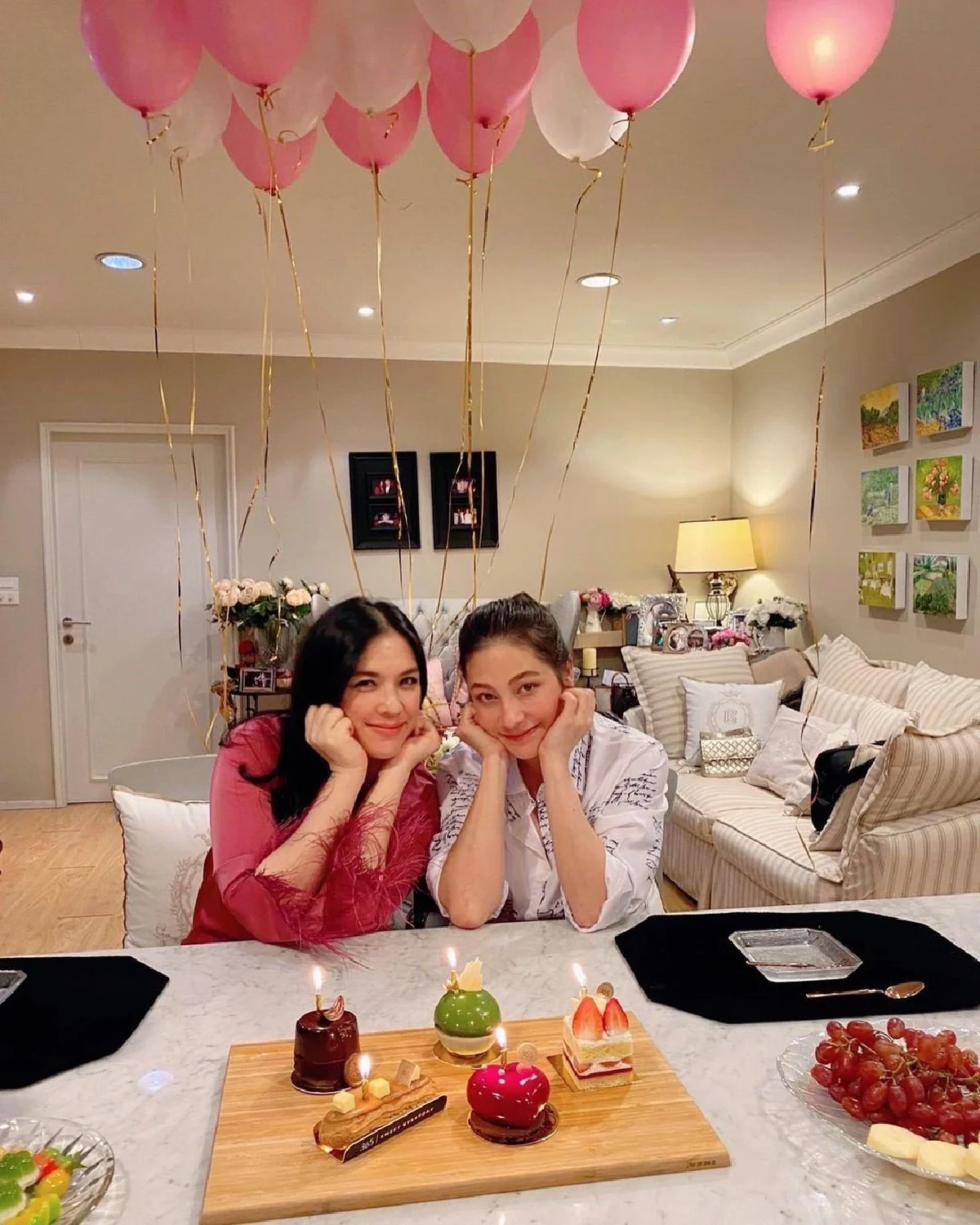 อบอุ่นหัวใจ! "โบ ชญาดา" รวมตัวครอบครัวพร้อมหน้า ฉลองรวบยอดให้ "ฟลุค-นาตาลี" 