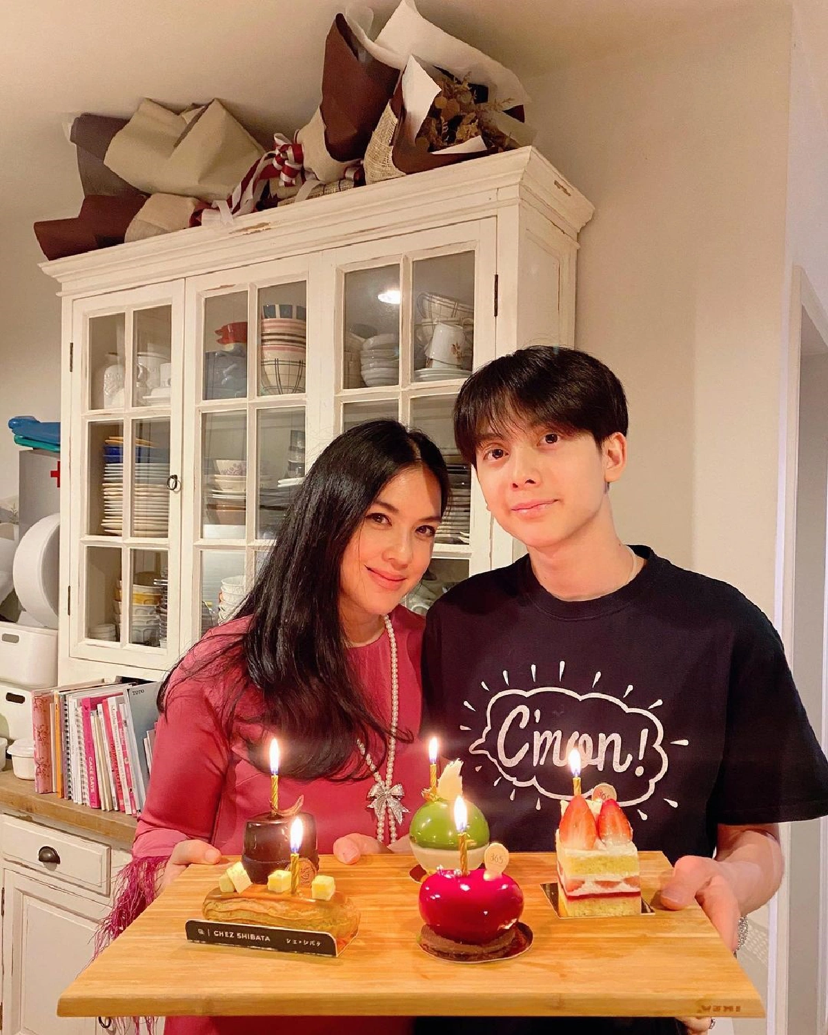 อบอุ่นหัวใจ! "โบ ชญาดา" รวมตัวครอบครัวพร้อมหน้า ฉลองรวบยอดให้ "ฟลุค-นาตาลี" 