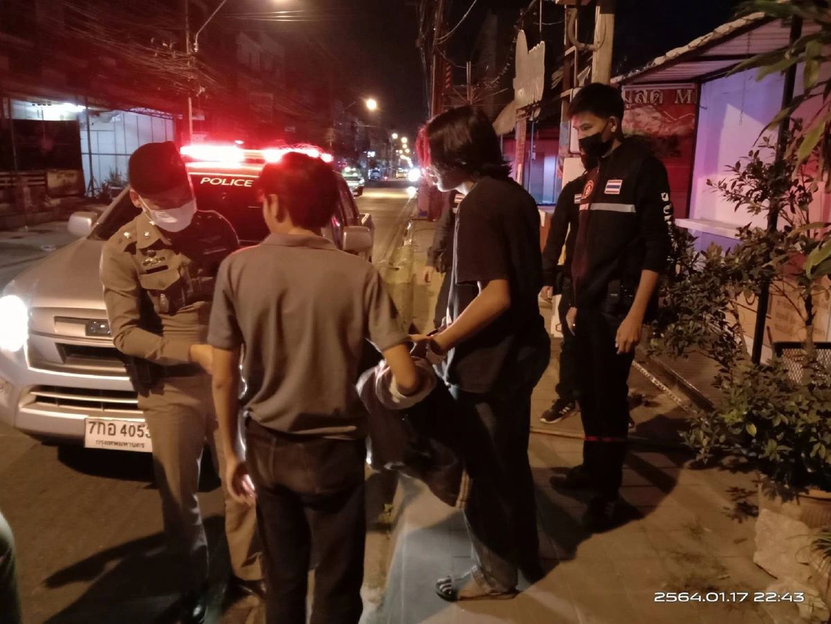 ตร.กว่า1กองร้อยตรึงรอบโรงพักสำโรงเหนือหวั่นการ์ดอาชีวะชิงผู้ต้องหา