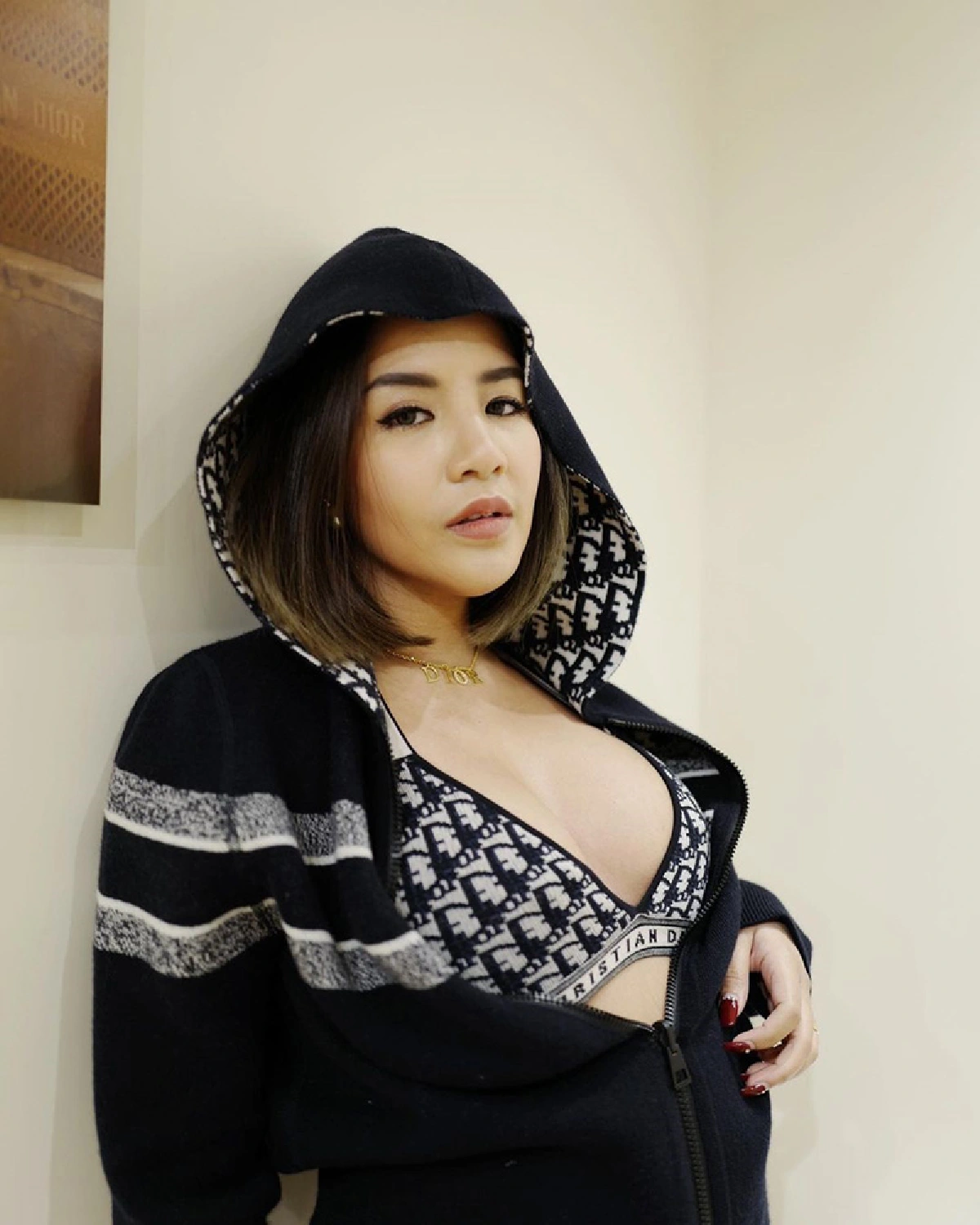 “ใบเตย อาร์สยาม” เจอของแบรนด์เนมแล้ว! พร้อมเล่ามหากาพย์ตามล่าหาของหาย