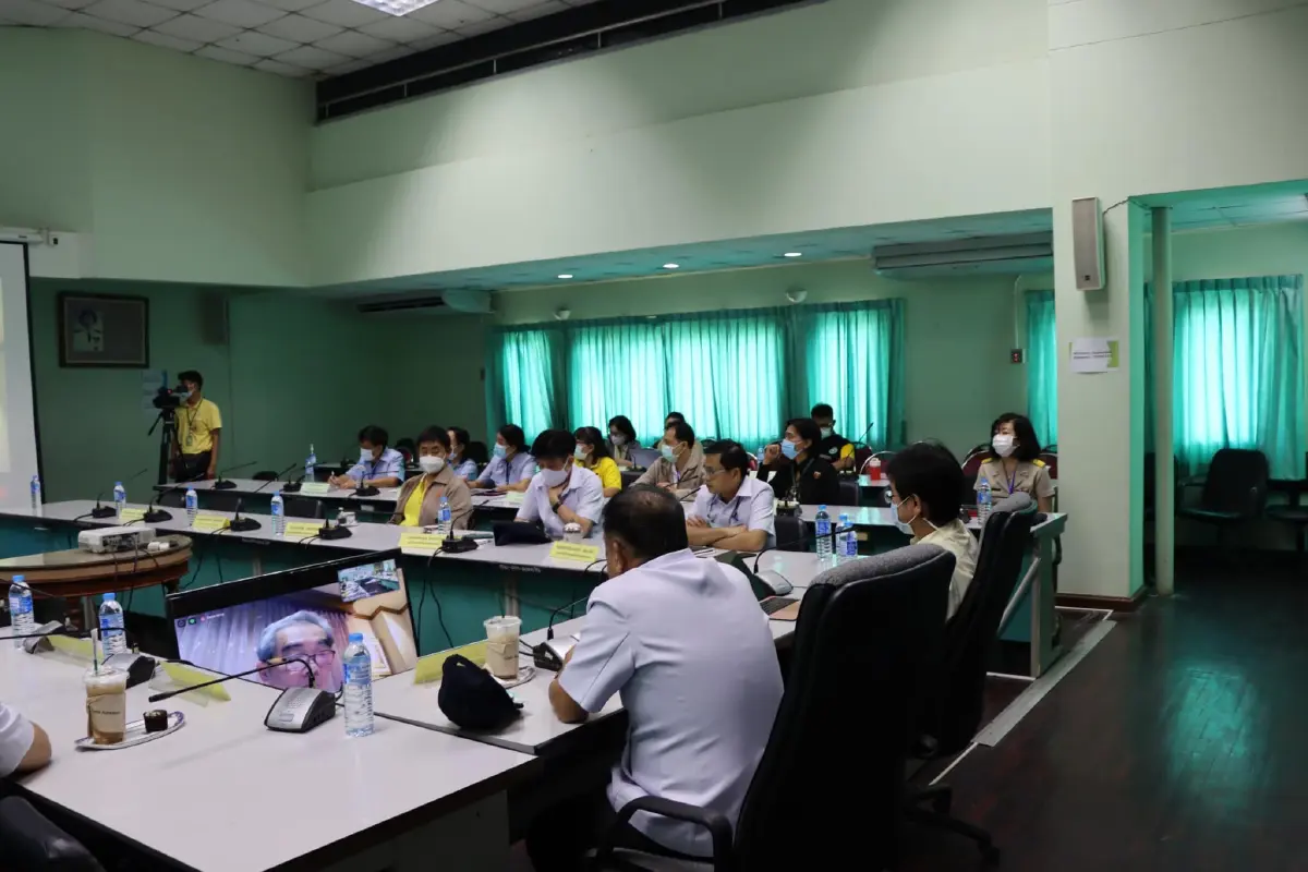 สธ.สั่งจับตาผู้ป่วยมาตรวจคลินิกโรคทางเดินหายใจ-ปอดอักเสบ