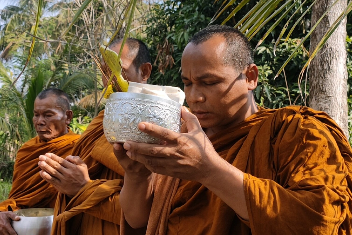 เจอแล้วศพเด็ก2ขวบลอยน้ำคว่ำหน้าตามนิมิตของเกจิดัง