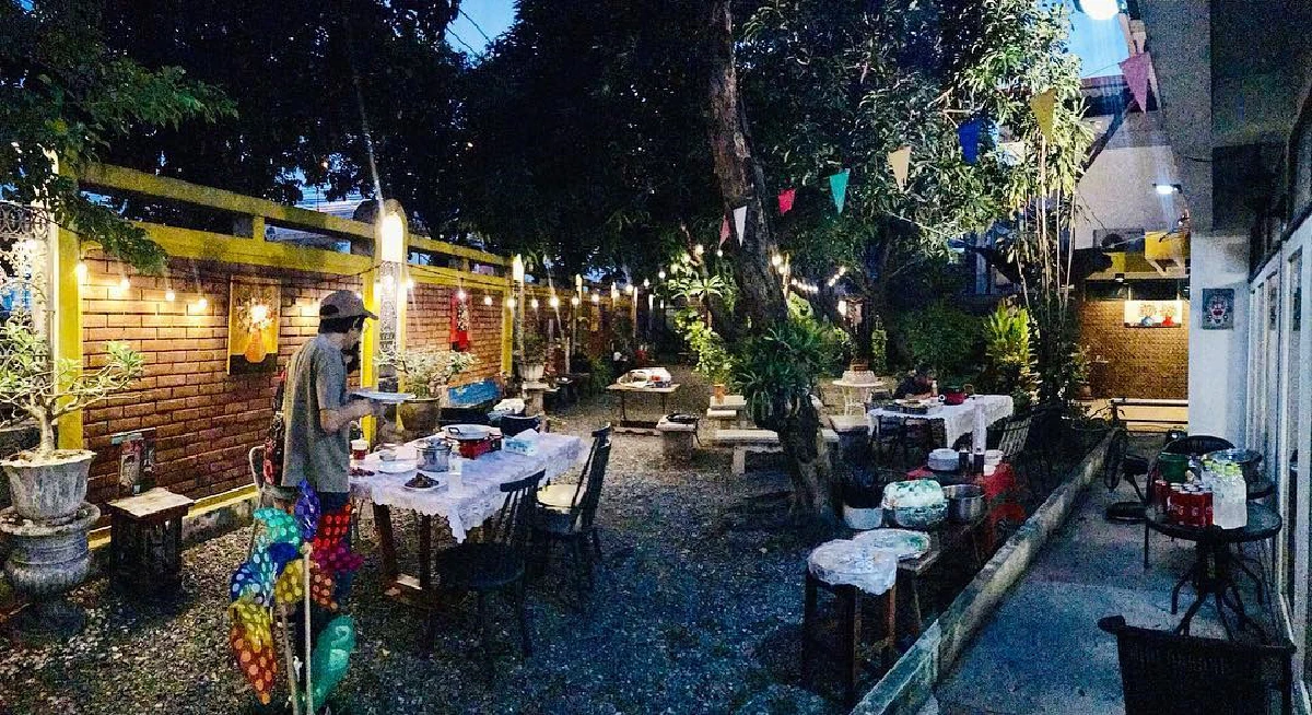 กิ่ง เหมือนแพร ตกใจมาก! โจรทุบร้านคาเฟ่..กวาดเงินในเคาน์เตอร์เกลี้ยง