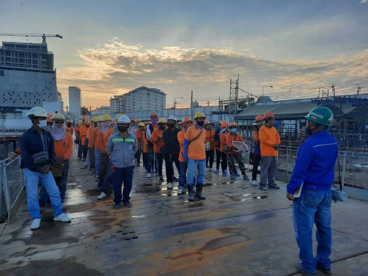 ธพส.เข้มโควิด-19 กำชับผู้รับจ้างดูแลคนงานก่อสร้างอย่างเคร่งครัด