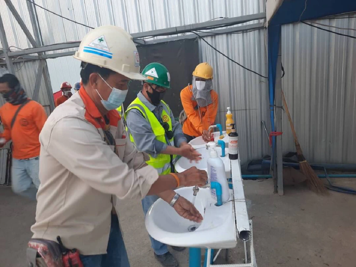 ธพส.เข้มโควิด-19 กำชับผู้รับจ้างดูแลคนงานก่อสร้างอย่างเคร่งครัด