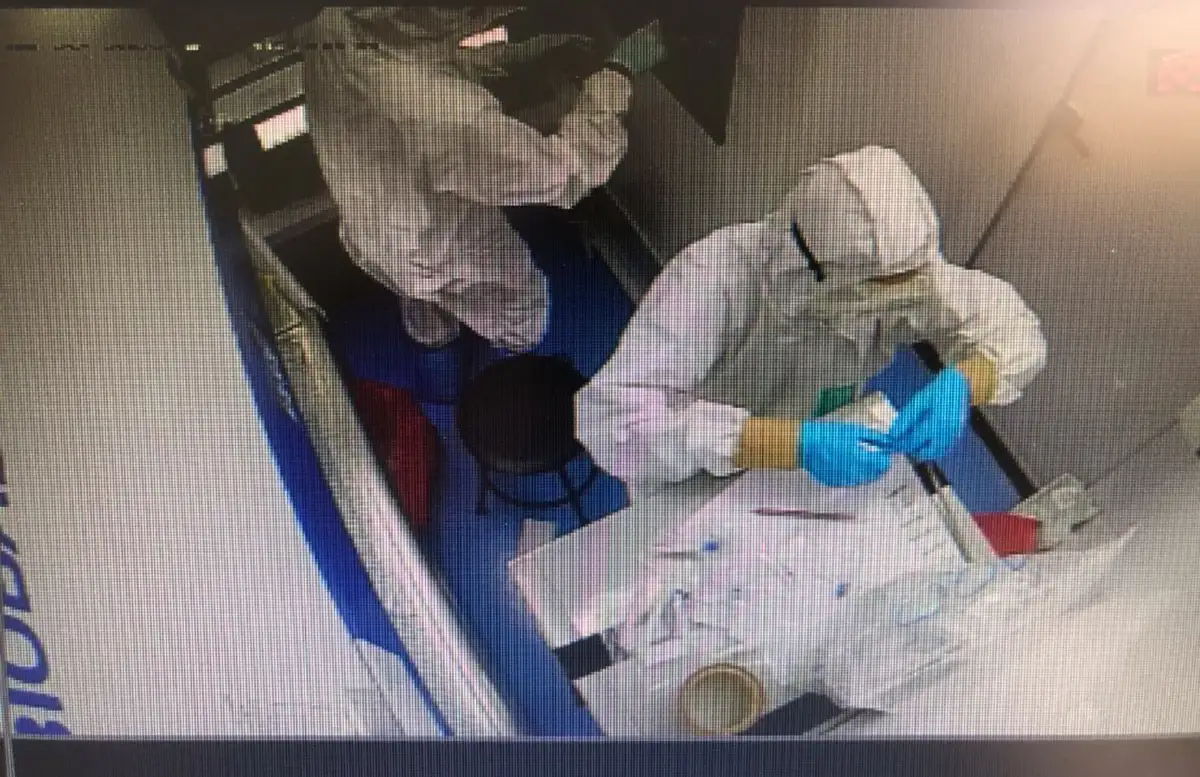 "ในหลวง"พระราชทานรถวิเคราะห์ผลด่วนพิเศษต้นแบบตรวจหาเชื้อโควิด