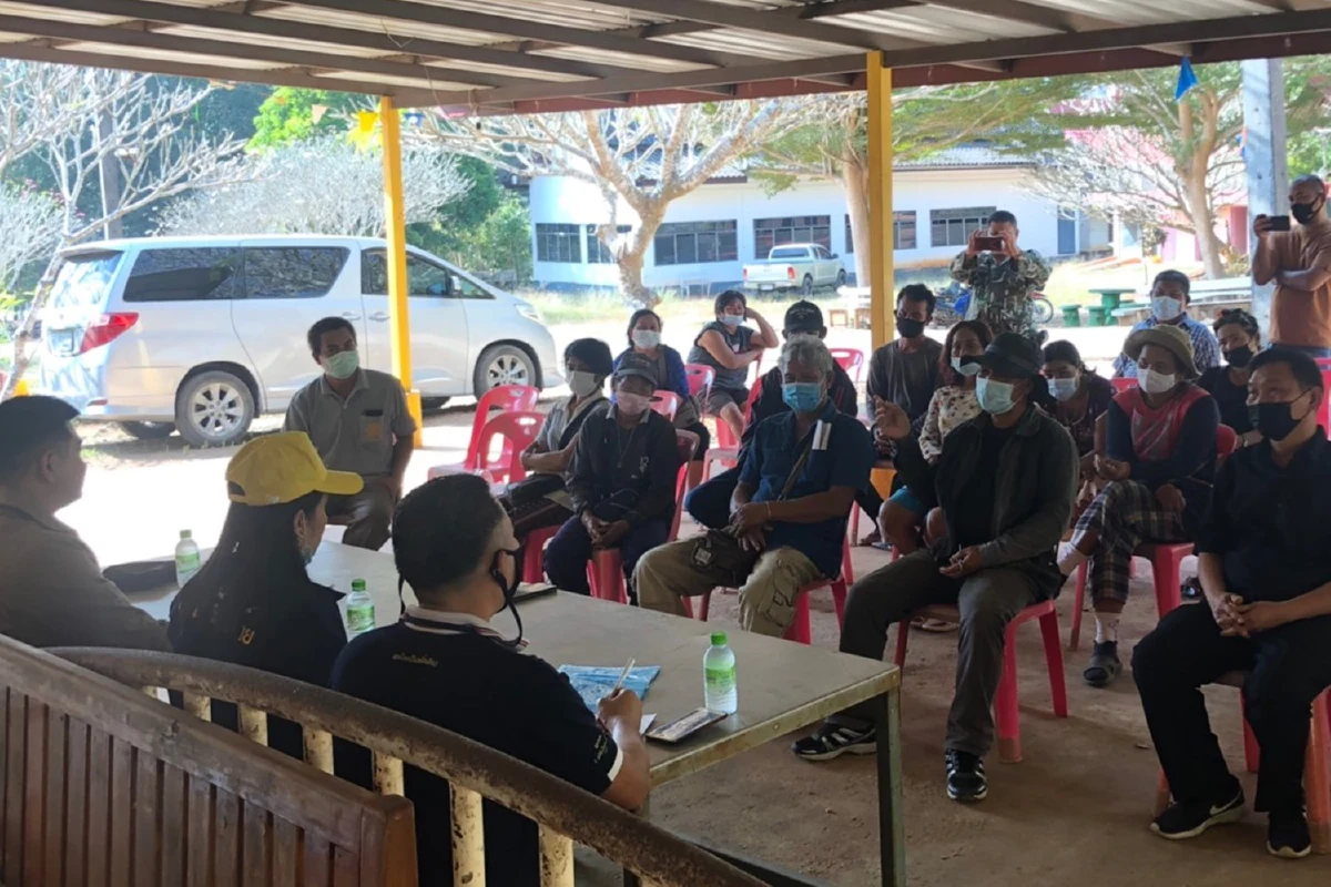 ชาวบ้านร้องส.ส.เสรีรวมไทยช่วยแก้ปัญหาความเดือดร้อนจากช้างป่า