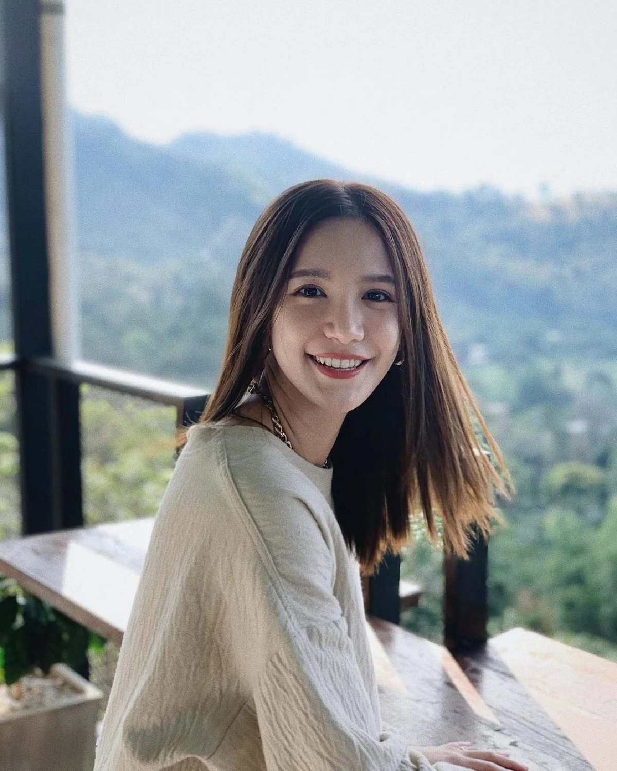 ดาวโอเกะ รีวิวความน่ารักของ แกงส้ม ดูแลไม่ห่างตอนกักตัว มายืนน้ำตาคลอหน้าประตู