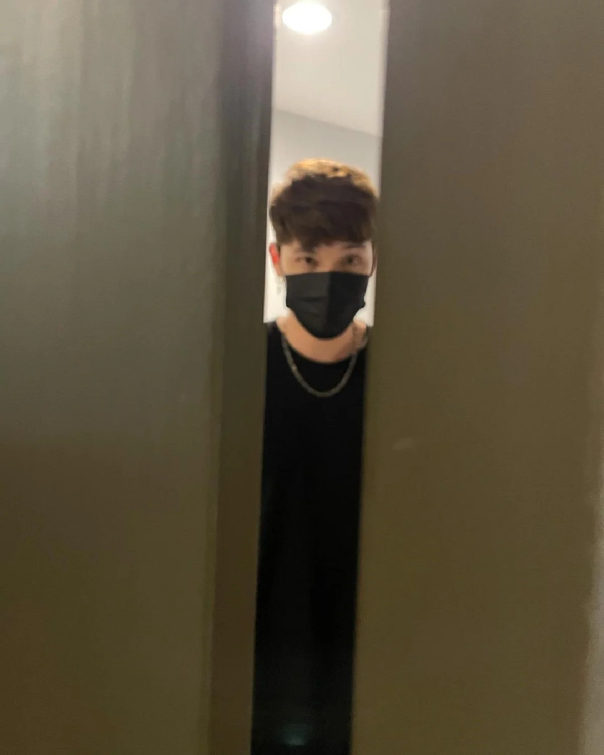 ดาวโอเกะ รีวิวความน่ารักของ แกงส้ม ดูแลไม่ห่างตอนกักตัว มายืนน้ำตาคลอหน้าประตู