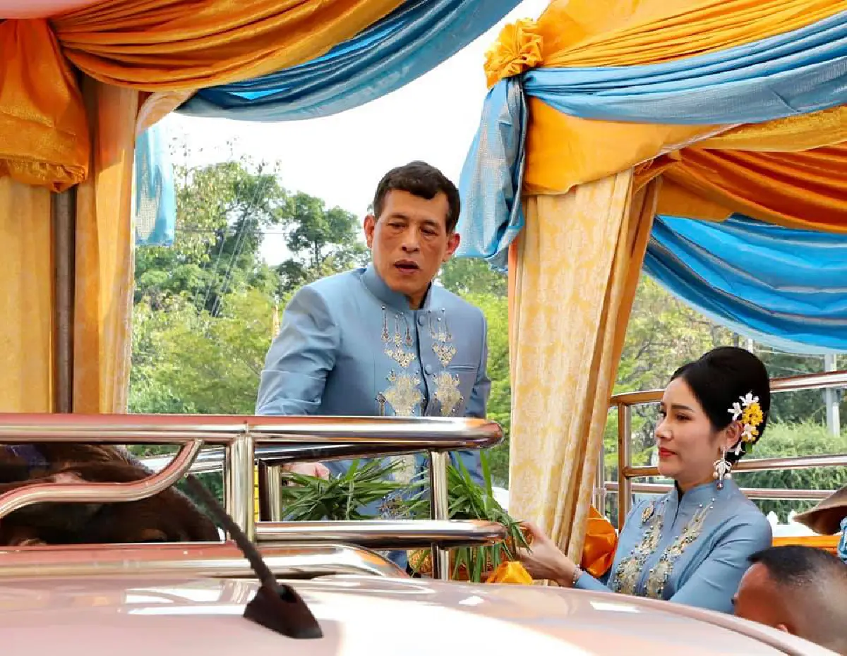 ในหลวงเสด็จฯบำเพ็ญพระราชกุศลเนื่องในวันเกิดเจ้าคุณพระสินีนาฏ