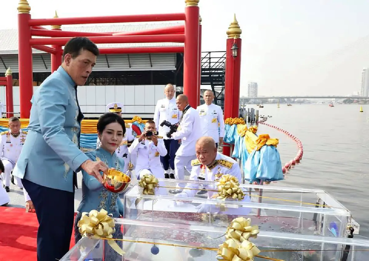 ในหลวงเสด็จฯบำเพ็ญพระราชกุศลเนื่องในวันเกิดเจ้าคุณพระสินีนาฏ