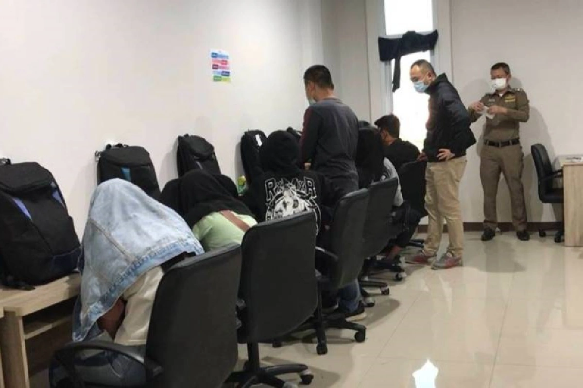 เปิดเย้ยกฎหมาย! ตำรวจเชียงใหม่บุกทลายแก๊งพนันออนไลน์