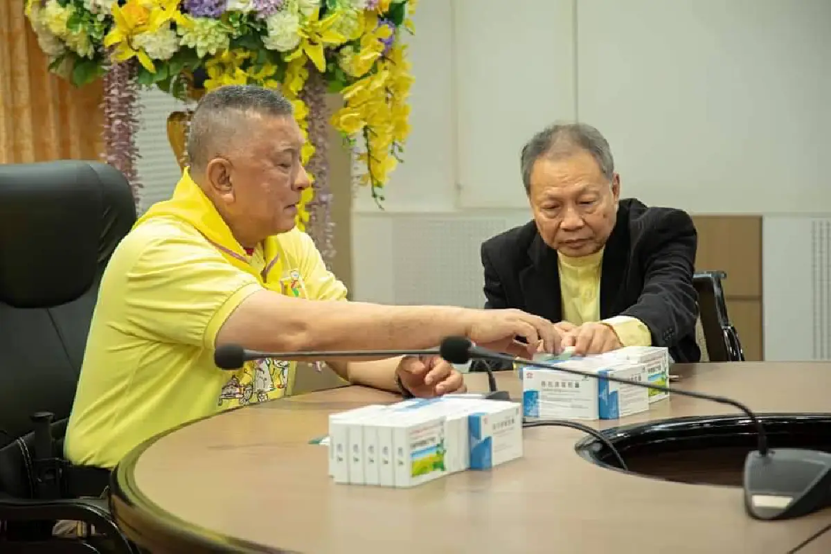 ศอญ.รับมอบยานำไปแจกจ่ายจิตอาสาทำหน้าที่บริการประชาชน