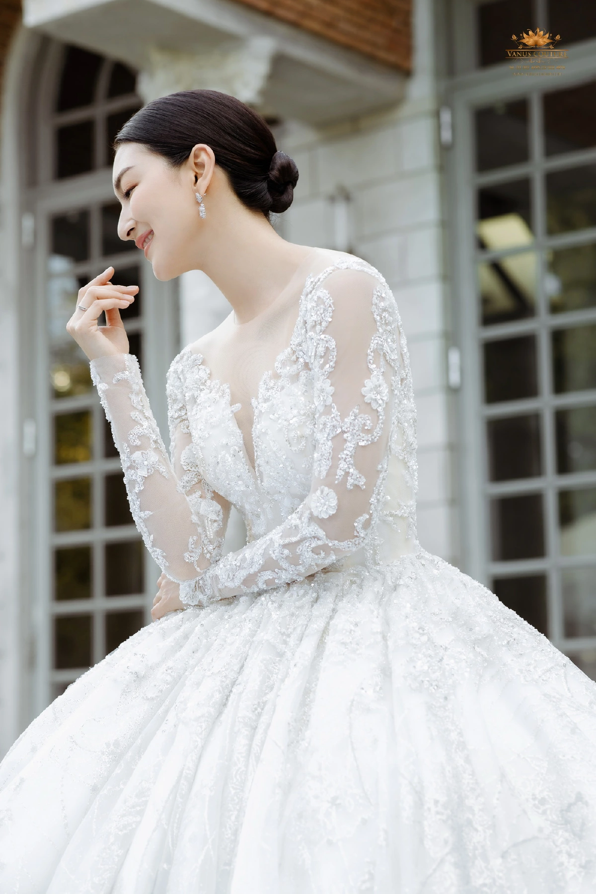 3 ลุคเจ้าสาวออร่าจับรับวาเลนไทน์ปี 2021