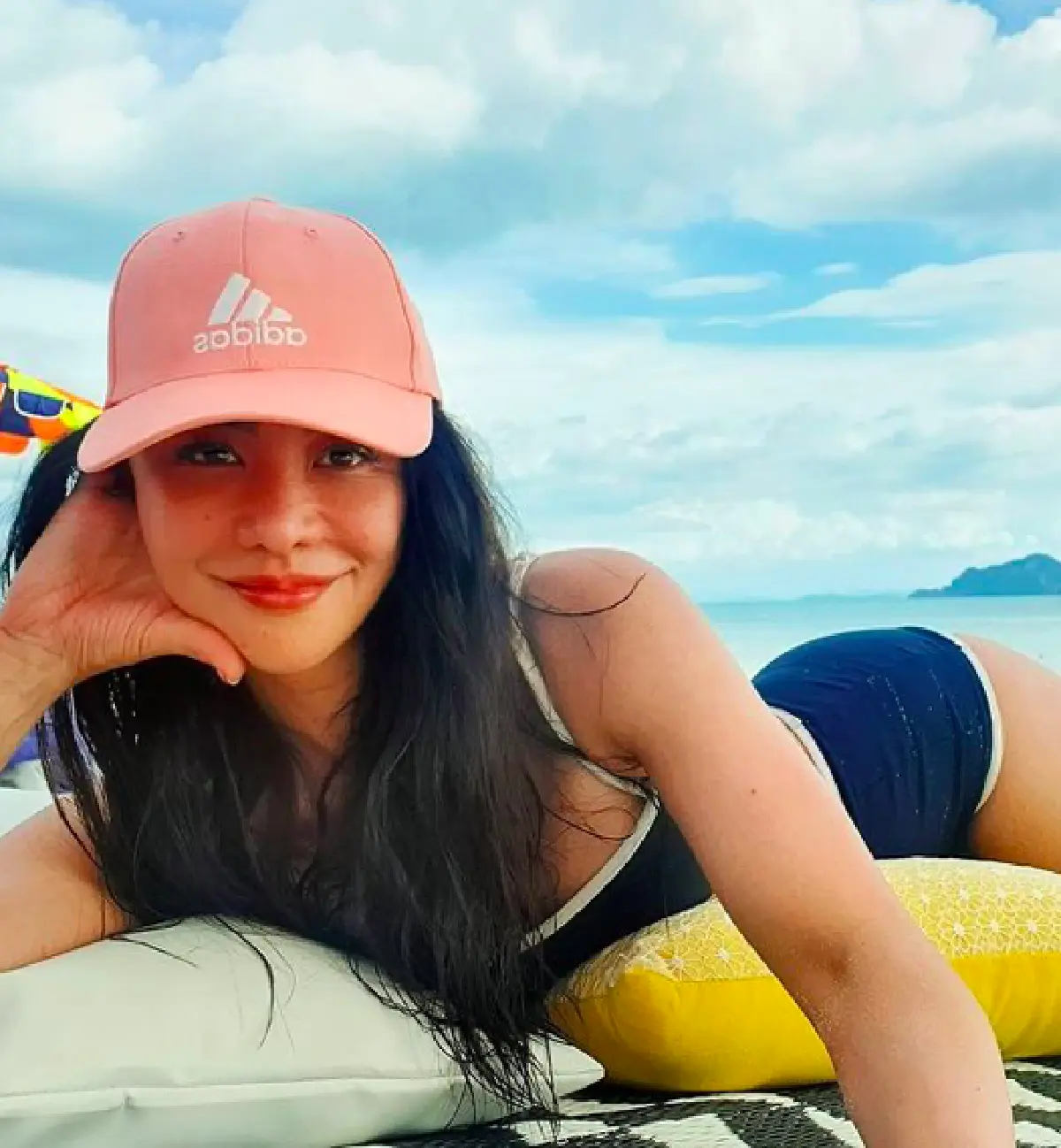 แม่ปล่อยของ! "นิโคล เทริโอ" โชว์ความแซ่บในชุดว่ายน้ำ อวดหุ่นสวยๆ 