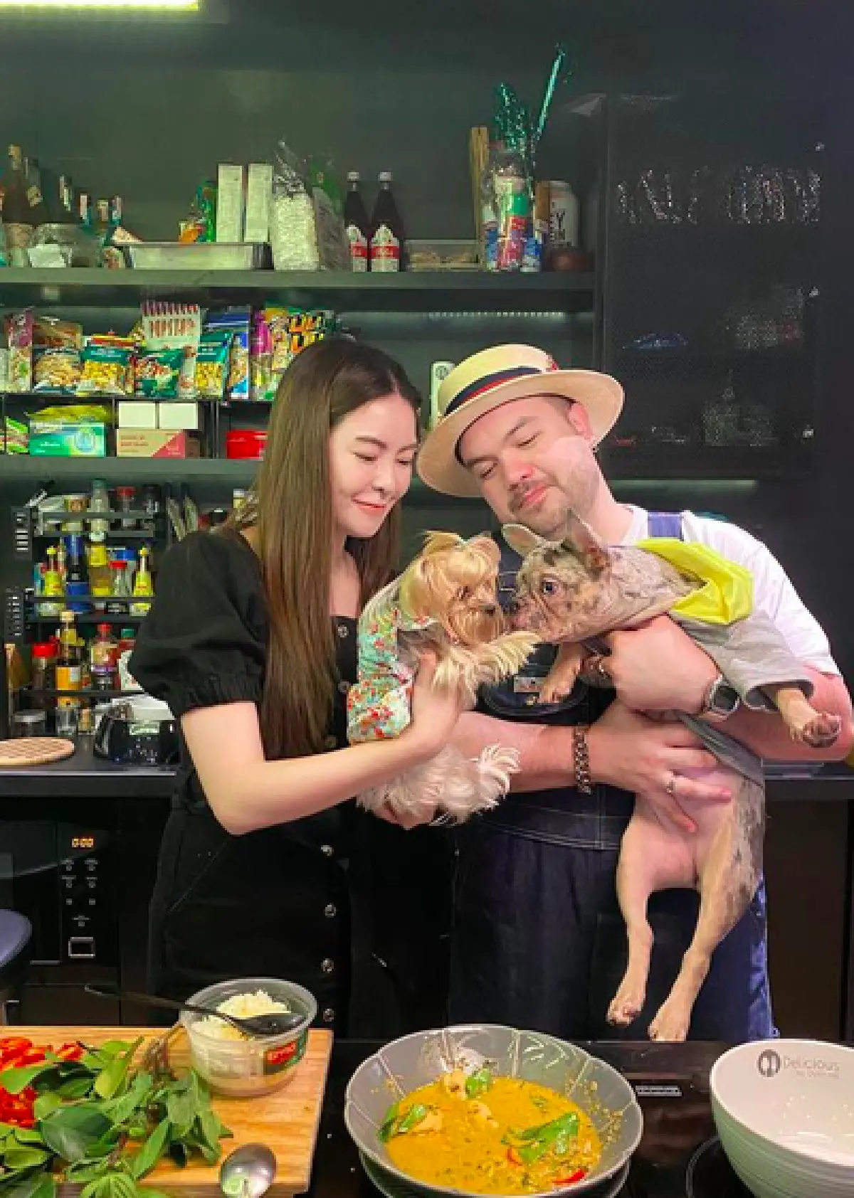 ว้าวภาพคู่! “เอวา หกฉากครับจารย์” เผยภาพกับ “โอ๊ต ปราโมทย์” ทำแฟนคลับแห่เชียร์เพียบ