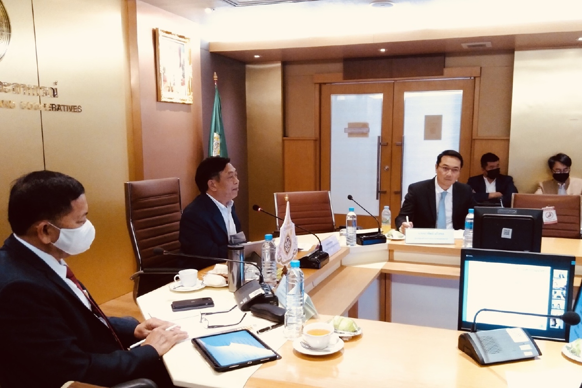 ฟรุ้ตบอร์ดประชุมปรับแผนเร่งเครื่องพัฒนารับมือผลไม้ฤดูกาลใหม่ ฟรุ้ตบอร์ดประชุมปรับแผนเร่งเครื่องพัฒนารับมือผลไม้ฤดูกาลใหม่